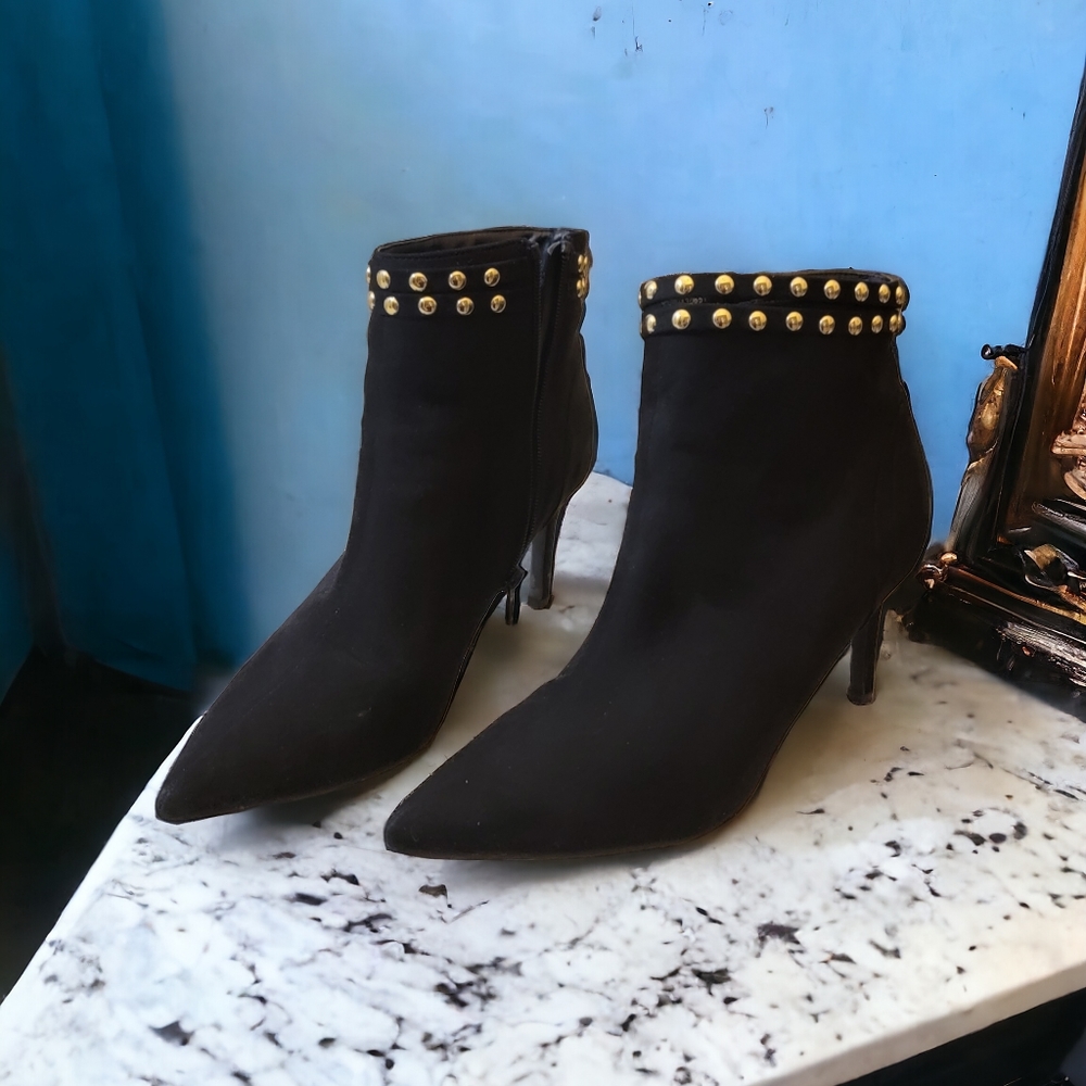 Black heeled boots with gold beading by Dunes Stores European 38/5 US size 7.5